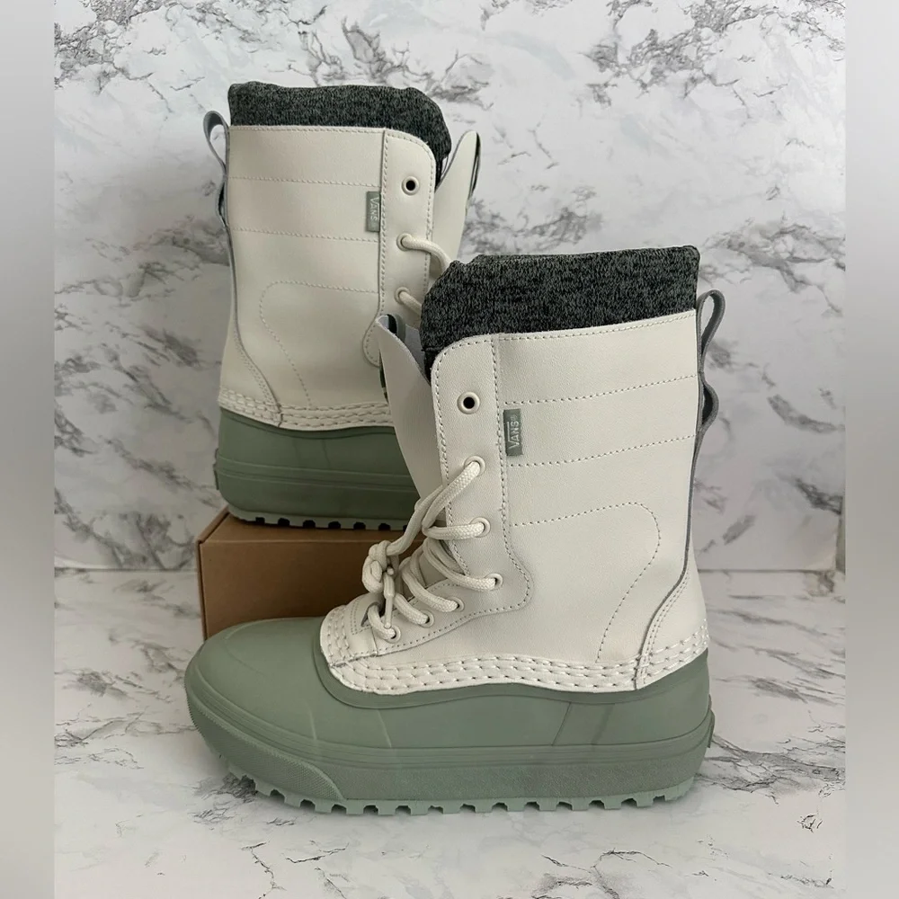 Vans MTE Standard Cold Weather All Trac Snow Boots Men’s Size 7/Women’s Size 8.5